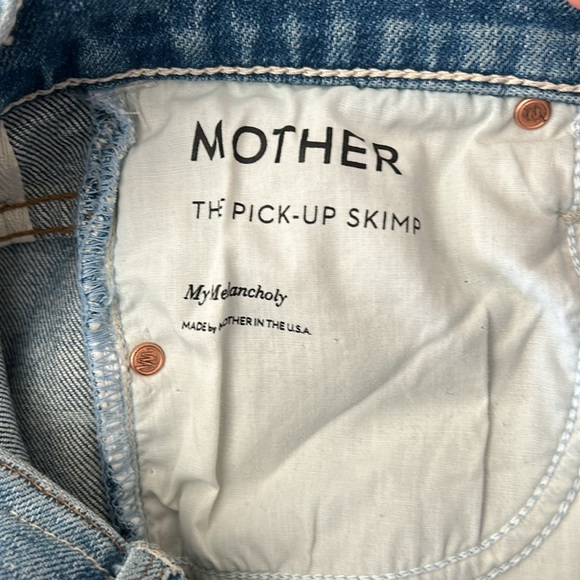 Mother Denim The pickup skimp in The Melancholy. Size 23x32 - Picture 11 of 12